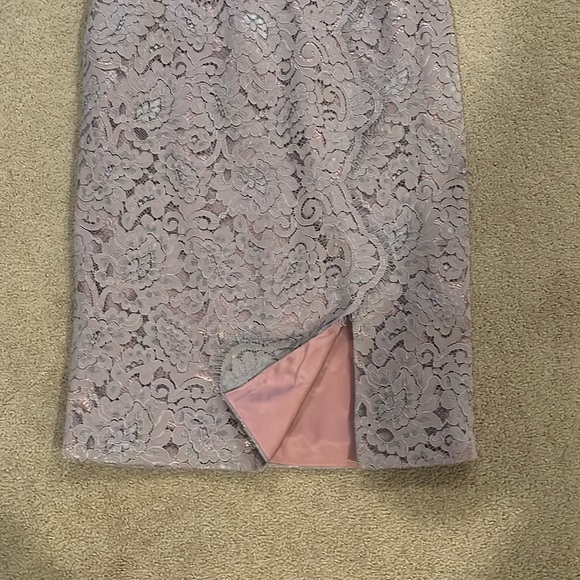 JS Collections Lavender Lace Dress. Size 4. - Picture 3 of 9